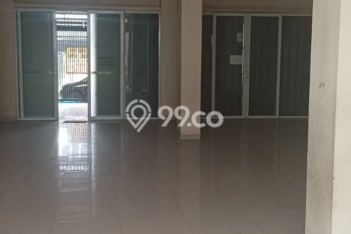 Unit Komersial Disewakan di Jakarta Barat Area Strategis Harga Kompetitif Unit Komersial Disewakan di Jakarta Barat Area Strategis Harga Kompetitif