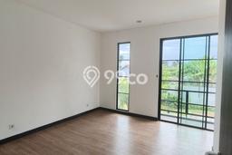 Lokasi terbaik! Rumah siap huni disewakan di BSD LB 160m2 Lokasi terbaik! Rumah siap huni disewakan di BSD LB 160m2