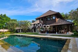 PELUANG INVESTASI! Vila Kawasan , Luas 1600m2m², Potensi Bagus PELUANG INVESTASI! Vila Kawasan , Luas 1600m2m², Potensi Bagus