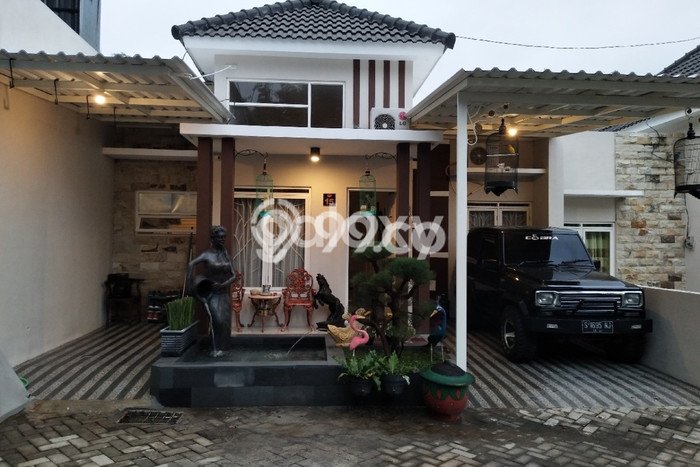Bumi Tlaga Emas Bumi Tlaga Emas