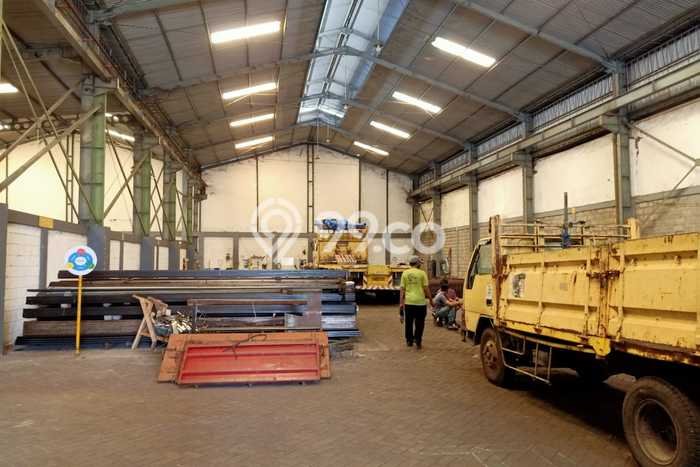 Gudang Kawasan Margomulyo, Luas 1500m2m², Kawasan Strategis, Siap Operasi Gudang Kawasan Margomulyo, Luas 1500m2m², Kawasan Strategis, Siap Operasi