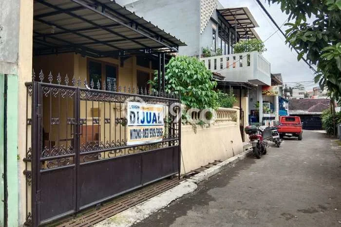 Rumah Strategis Minimalis Lb 120m2 di Mandalajati, Bandung Rumah Strategis Minimalis Lb 120m2 di Mandalajati, Bandung