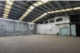 INVESTASI POTENSIAL! Gudang Kawasan Moch Toha, Luas 1115m2m², Area Komersial INVESTASI POTENSIAL! Gudang Kawasan Moch Toha, Luas 1115m2m², Area Komersial