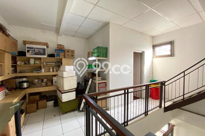 Disewakan Ruko di Kawasan Ramai Mekar Wangi Luas 210m2 Disewakan Ruko di Kawasan Ramai Mekar Wangi Luas 210m2