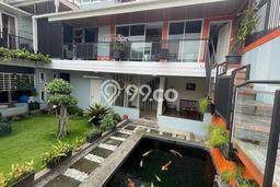 Hunian Elit LB 400m2 Siap Pakai Desain Elegan di Kota Baru Parahyangan, Bandung Hunian Elit LB 400m2 Siap Pakai Desain Elegan di Kota Baru Parahyangan, Bandung