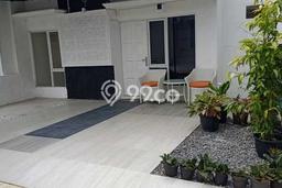 Dijual Cepat Rumah Bagus Siap Huni LB 45m2 di Cisauk, Tangerang Dijual Cepat Rumah Bagus Siap Huni LB 45m2 di Cisauk, Tangerang