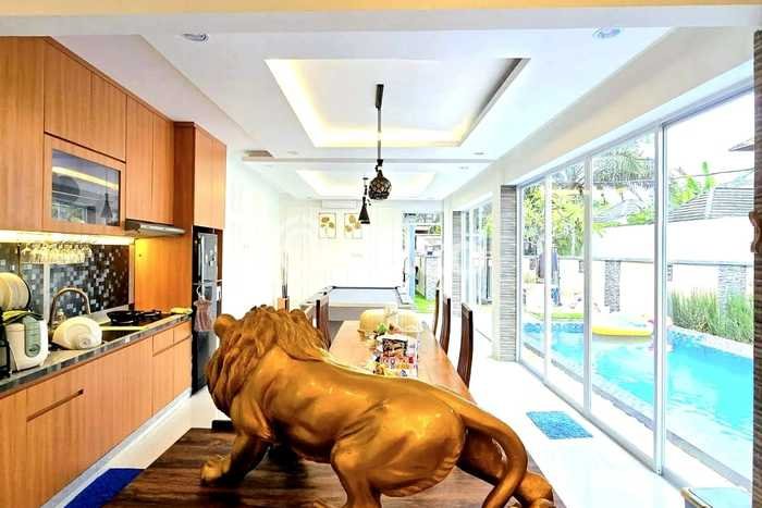 Miliki segera Vila Kawasan , Dimensi 272m2m², Lingkungan nyaman untuk keluarga Miliki segera Vila Kawasan , Dimensi 272m2m², Lingkungan nyaman untuk keluarga