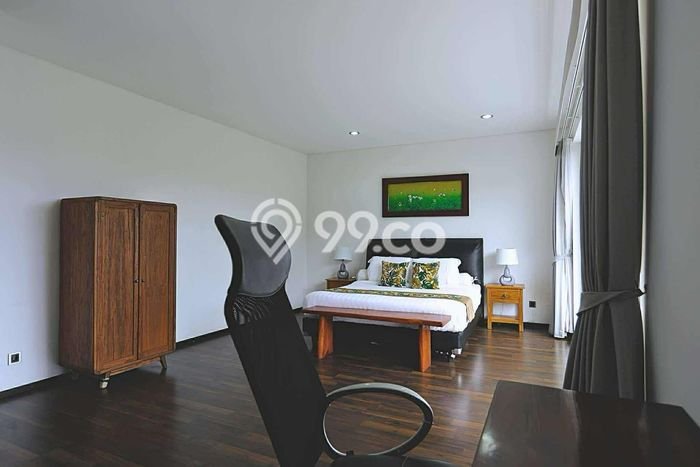 BISNIS POTENSIAL! Vila Kawasan , Area 515m2m², Prospek Bagus BISNIS POTENSIAL! Vila Kawasan , Area 515m2m², Prospek Bagus