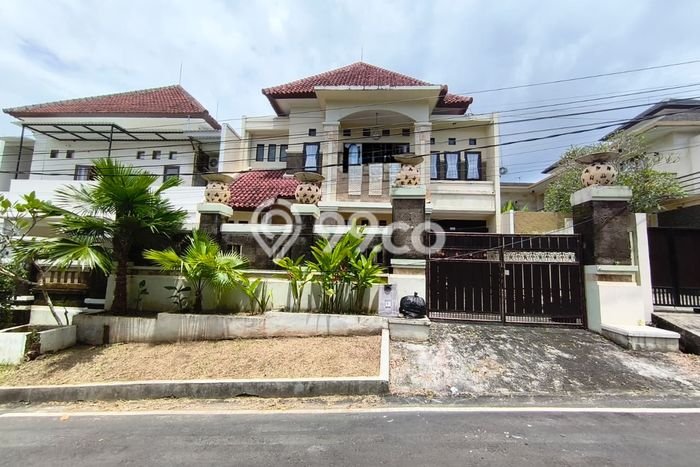 Vila Ready to Rent Kawasan , Luas 0m2m², Lingkungan Asri Vila Ready to Rent Kawasan , Luas 0m2m², Lingkungan Asri