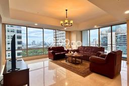 Hunian Apartemen High-Class untuk Dijual di Jakarta Selatan dengan 5 BR & 6 Kamar Mandi Hunian Apartemen High-Class untuk Dijual di Jakarta Selatan dengan 5 BR & 6 Kamar Mandi
