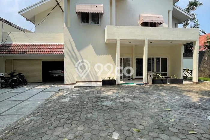 Hot Offer Hunian Mewah Ideal dan Luas di Menteng, Jakarta Pusat Hot Offer Hunian Mewah Ideal dan Luas di Menteng, Jakarta Pusat
