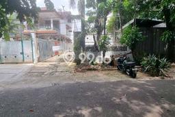 Tanah Dijual Lokasi Strategis di Jakarta Selatan dengan Luas 285m2 Tanah Dijual Lokasi Strategis di Jakarta Selatan dengan Luas 285m2