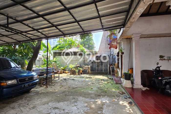 Tanah Kavling Dijual di Jakarta Selatan dengan Spesifikasi 1121m2 Tanah Kavling Dijual di Jakarta Selatan dengan Spesifikasi 1121m2