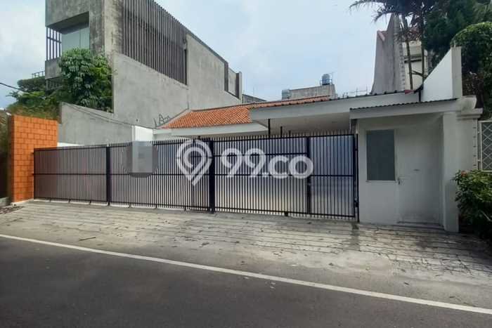 Jarang Ada! Rumah Sewa 2 Kamar Nyaman Siap Huni SCBD Jarang Ada! Rumah Sewa 2 Kamar Nyaman Siap Huni SCBD