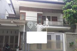 Hunian Eksklusif Siap Huni LT 298m2 di Kebayoran Baru, Jakarta Selatan Hunian Eksklusif Siap Huni LT 298m2 di Kebayoran Baru, Jakarta Selatan
