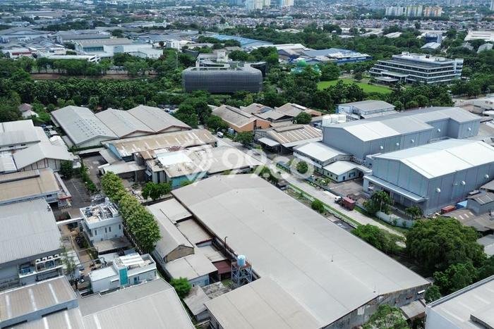 Unit Pabrik Dijual di Pulo Gadung Jakarta Timur Luas Tanah 9720m2, Luas Bangunan 5608m2 Unit Pabrik Dijual di Pulo Gadung Jakarta Timur Luas Tanah 9720m2, Luas Bangunan 5608m2