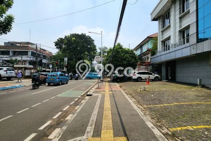 Ruko Dijual Lokasi Emas di Tebet Luas 525m2 Ruko Dijual Lokasi Emas di Tebet Luas 525m2
