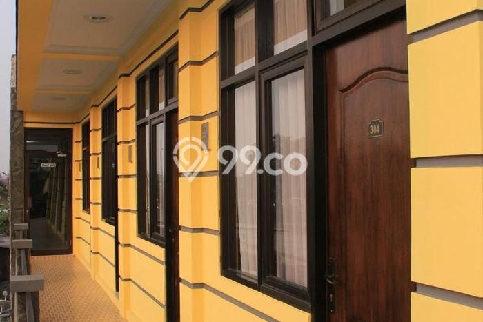 Unit Kost Dijual di Duren Sawit dengan 24 Kamar Tidur & Luas Bangunan 545m2 Unit Kost Dijual di Duren Sawit dengan 24 Kamar Tidur & Luas Bangunan 545m2