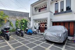 Dijual Rumah Kost di Cirendeu, Jakarta Selatan, 5 KT, 4 KM, Bangunan 200m2 Dijual Rumah Kost di Cirendeu, Jakarta Selatan, 5 KT, 4 KM, Bangunan 200m2