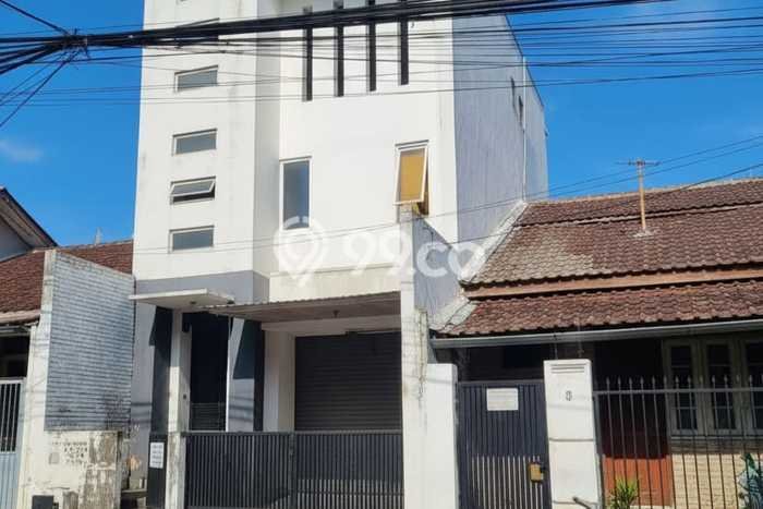 Rumah Kost untuk Dijual di Gandaria Punya 10 Kamar Rumah Kost untuk Dijual di Gandaria Punya 10 Kamar