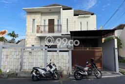 Rumah di , Akses ke Tol, 3 KM, Luas 190m2m² LB 200m2m² Rumah di , Akses ke Tol, 3 KM, Luas 190m2m² LB 200m2m²