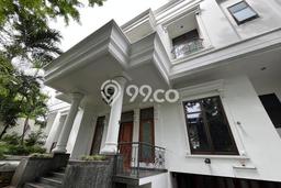 Rumah Luxury Modern Siap Huni di Kuningan Jakarta Selatan Rumah Luxury Modern Siap Huni di Kuningan Jakarta Selatan