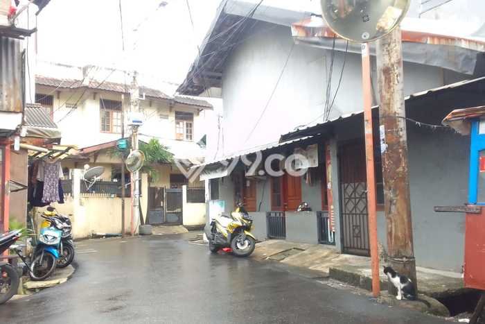 Rumah Kost untuk Dijual di Setiabudi Punya 7 Kamar Rumah Kost untuk Dijual di Setiabudi Punya 7 Kamar