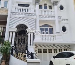 Rumah sewa siap huni 4 KT di Pantai Indah Kapuk, Jakarta Utara Rumah sewa siap huni 4 KT di Pantai Indah Kapuk, Jakarta Utara