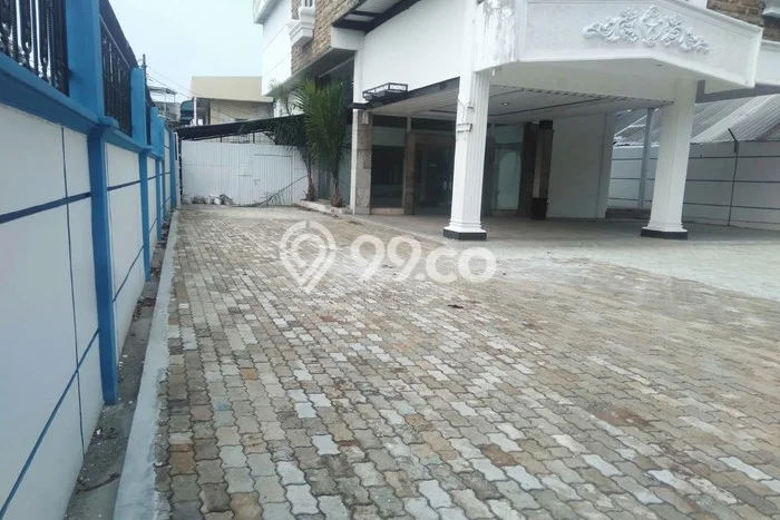 Kantor Premium di Daan Mogot, Luas 1200m², Posisi Mainroad Kantor Premium di Daan Mogot, Luas 1200m², Posisi Mainroad