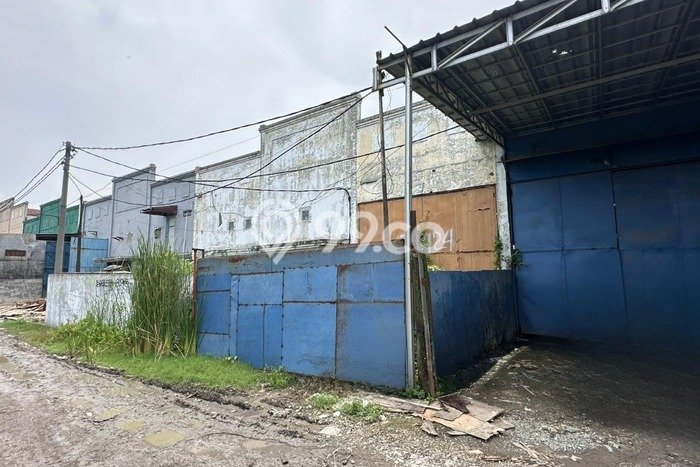 Disewakan Gudang di Pusat Kota Tangerang Ramai Strategis Disewakan Gudang di Pusat Kota Tangerang Ramai Strategis