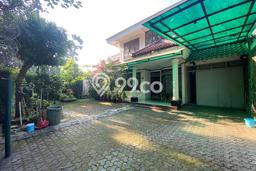 Dijual Rumah Luas Elegan Dengan View Cantik di Supratman, Bandung Dijual Rumah Luas Elegan Dengan View Cantik di Supratman, Bandung
