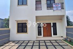 Dijual Cepat Rumah Favorit Siap Huni LB 145m2 di Arcamanik, Bandung Dijual Cepat Rumah Favorit Siap Huni LB 145m2 di Arcamanik, Bandung