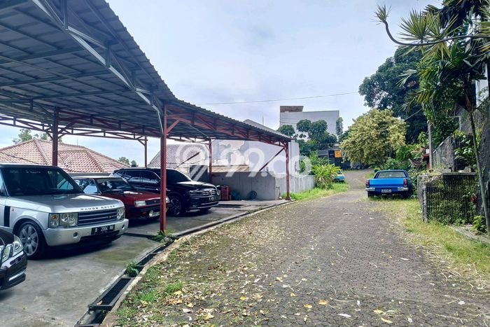 Dijual Rumah Luas Elegan Dengan View Eksklusif di Cigadung, Bandung Dijual Rumah Luas Elegan Dengan View Eksklusif di Cigadung, Bandung