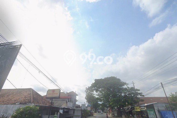 Unit Komersial Dijual di Yogyakarta LT 860m2 & LB 200m2 Unit Komersial Dijual di Yogyakarta LT 860m2 & LB 200m2