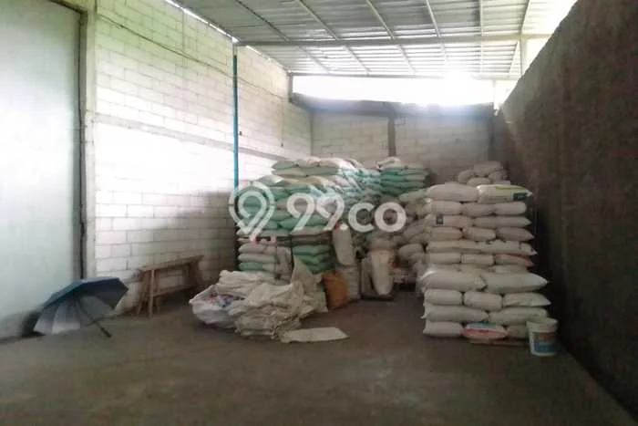 Unit Gudang Disewakan di Taman Kopo Indah di Area Ramai & Strategis Unit Gudang Disewakan di Taman Kopo Indah di Area Ramai & Strategis