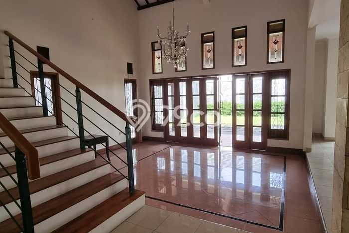 Rumah Kontrakan Bandung LT 541m2 LB 375m2 Kawasan Setra Duta Rumah Kontrakan Bandung LT 541m2 LB 375m2 Kawasan Setra Duta
