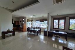 Disewakan! Rumah 4 Kamar Tidur &
3 Kamar Mandi di Cipaku, Bandung Disewakan! Rumah 4 Kamar Tidur &
3 Kamar Mandi di Cipaku, Bandung