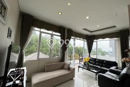 Dijual Rumah Mewah Megah Dengan View Eksklusif di Dago Pakar, Bandung Dijual Rumah Mewah Megah Dengan View Eksklusif di Dago Pakar, Bandung