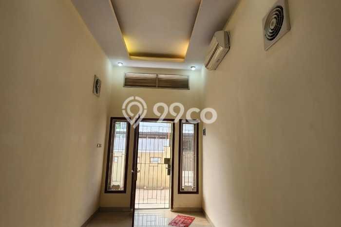 Dijual Hunian Rumah Terawat 4 Kamar di BSD Griya Loka, Tangerang Dijual Hunian Rumah Terawat 4 Kamar di BSD Griya Loka, Tangerang