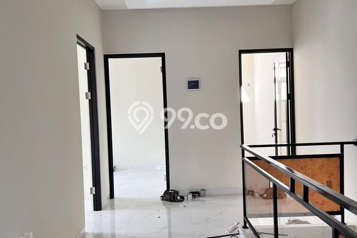 Hunian Elit LB 193m2 Siap Pakai Desain Elegan di Villa Melati Mas, Tangerang Selatan Hunian Elit LB 193m2 Siap Pakai Desain Elegan di Villa Melati Mas, Tangerang Selatan