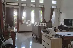 Dijual Rumah 4 Kamar Lokasi Ideal Nyaman dan Strategis di Serpong Dijual Rumah 4 Kamar Lokasi Ideal Nyaman dan Strategis di Serpong