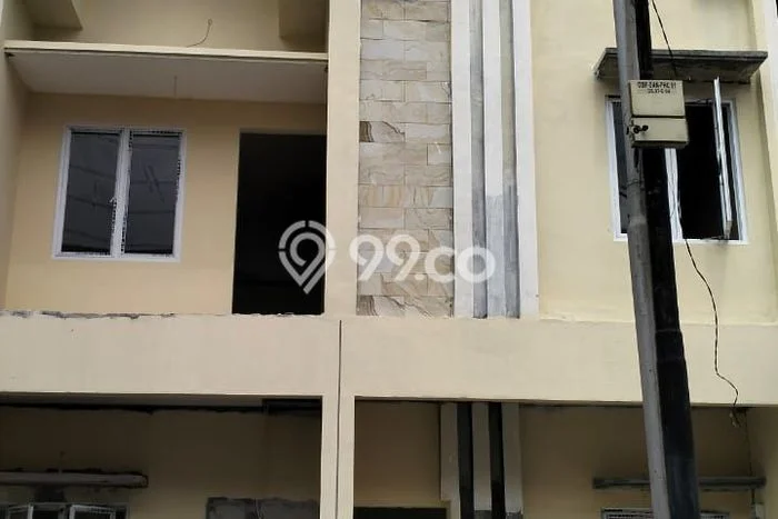 Dijual Cepat Rumah Favorit Siap Huni LB 80m2 di Ciracas, Jakarta Timur Dijual Cepat Rumah Favorit Siap Huni LB 80m2 di Ciracas, Jakarta Timur