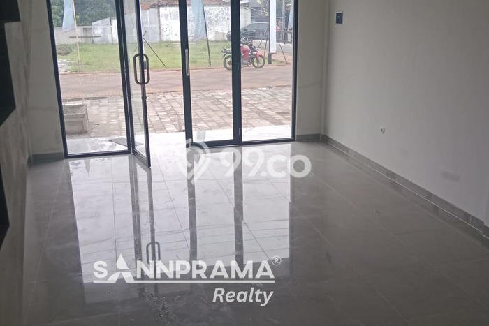 Ruko Dijual di Depok LT 68m2 & LB 82m2 Lokasi Terbaik! Ruko Dijual di Depok LT 68m2 & LB 82m2 Lokasi Terbaik!