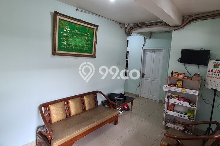 Unit Kost Dijual di Grogol dengan 35 Kamar Area Strategis Unit Kost Dijual di Grogol dengan 35 Kamar Area Strategis
