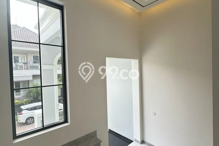 Siap Huni Rumah Mewah 5 Kamar di Wiyung Dekat ke Mana Saja Siap Huni Rumah Mewah 5 Kamar di Wiyung Dekat ke Mana Saja