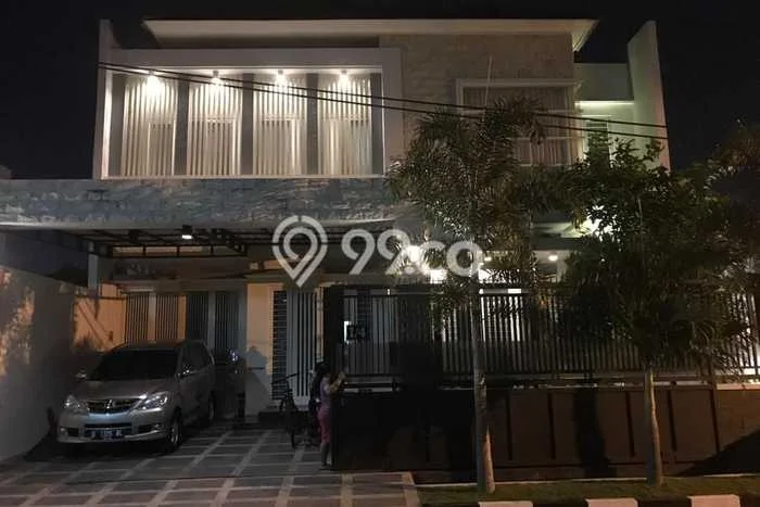 For Sale! Premium House LT 284m2 Desain Modern di Manyar For Sale! Premium House LT 284m2 Desain Modern di Manyar