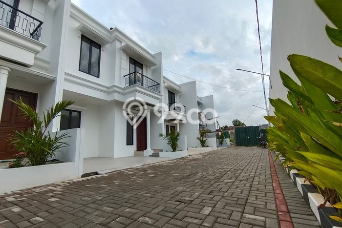 Dijual Hunian Rumah Terawat 3 Kamar di Kalimalang, Jakarta Timur Dijual Hunian Rumah Terawat 3 Kamar di Kalimalang, Jakarta Timur