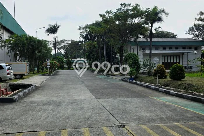 Unit Gudang Disewakan di Jatake di Area Ramai & Strategis Unit Gudang Disewakan di Jatake di Area Ramai & Strategis