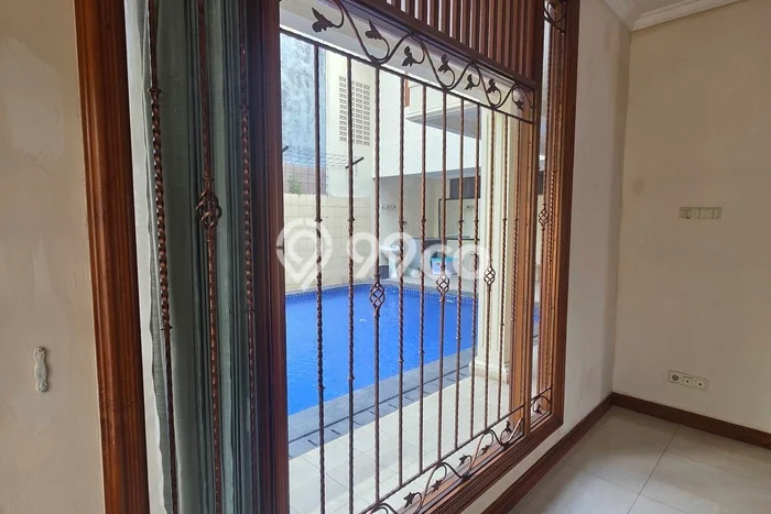 Rumah Kontrakan Jakarta Barat LT 497m2 LB 600m2 Area Meruya Rumah Kontrakan Jakarta Barat LT 497m2 LB 600m2 Area Meruya