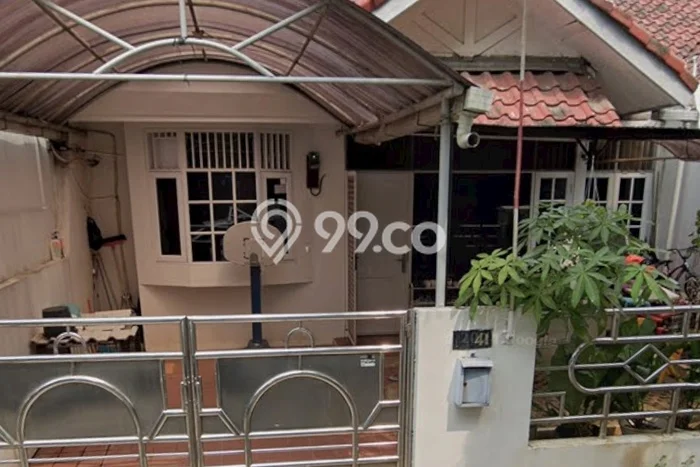 Jarang Ada! Rumah Sewa 5 Kamar Bagus Siap Huni Permata Buana Jarang Ada! Rumah Sewa 5 Kamar Bagus Siap Huni Permata Buana